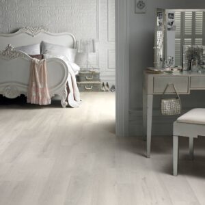 White Washed Oak VGW80T | Karndean Van Gogh | Bedroom