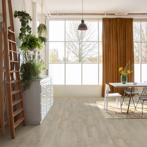 Old Oak Light Grey CLM1405