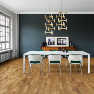 A dining space with Kahrs Oak Boda flooring