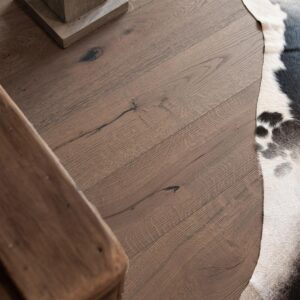 DC101 Frozen Umber | V4 Wood Flooring Deco | Lounge