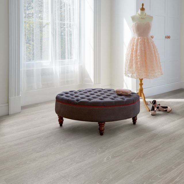 Moorland Oak 9033 | Expona EnCore Rigid Loc | Best at Flooring