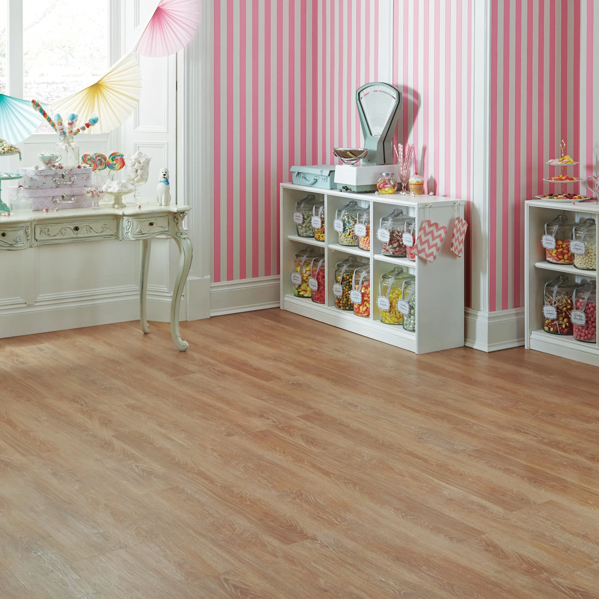 Bedroom with Palio Montieri flooring