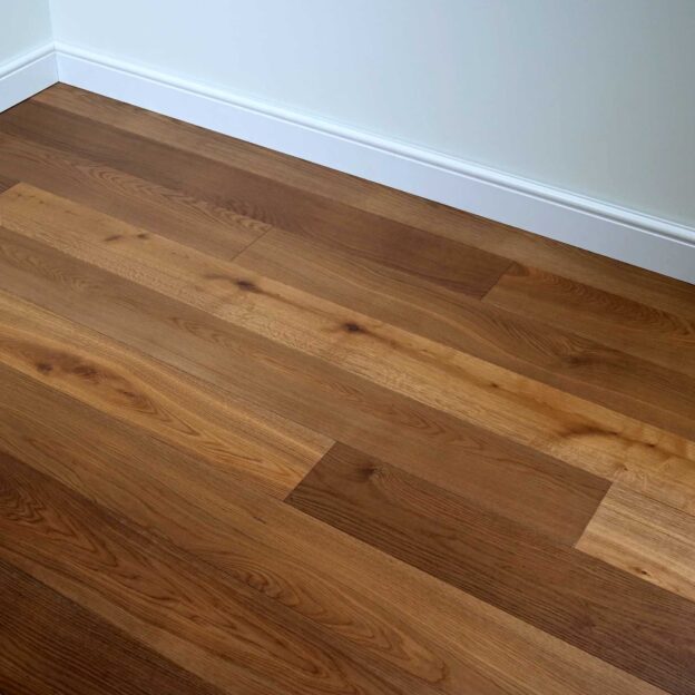 TK106 Thermo Oak Plank | V4 Wood Flooring Tundra | Dining Room