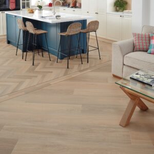 Mountain Oak RL22 | Karndean Art Select | Kitchen