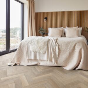 Hayfield Oak SM-VGW8241 | Karndean Van Gogh Herringbone | Bedroom