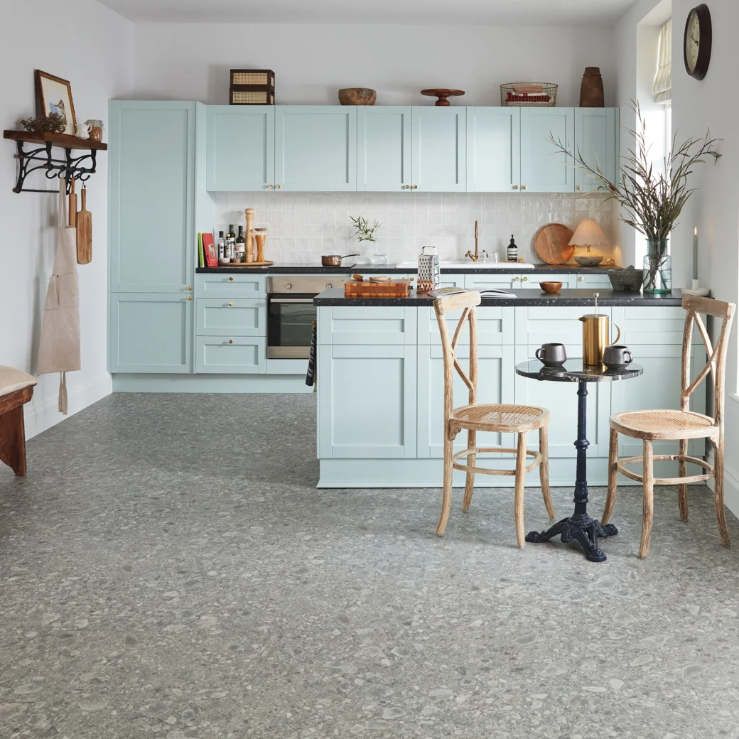 Naturale Ceppo flooring by karndean in a kitchen