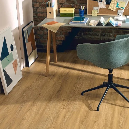 Amtico Mead Oak flooring in a living room
